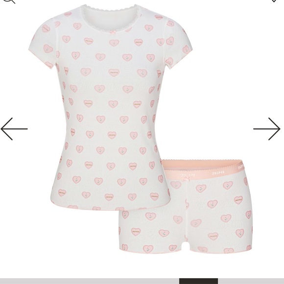 Skims Women’s White & Pink Heart Print Set - Picture 3 of 3
